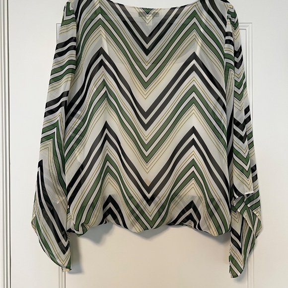 Alfani lightweight striped w/ cami-layer summer blouse - Picture 4 of 7